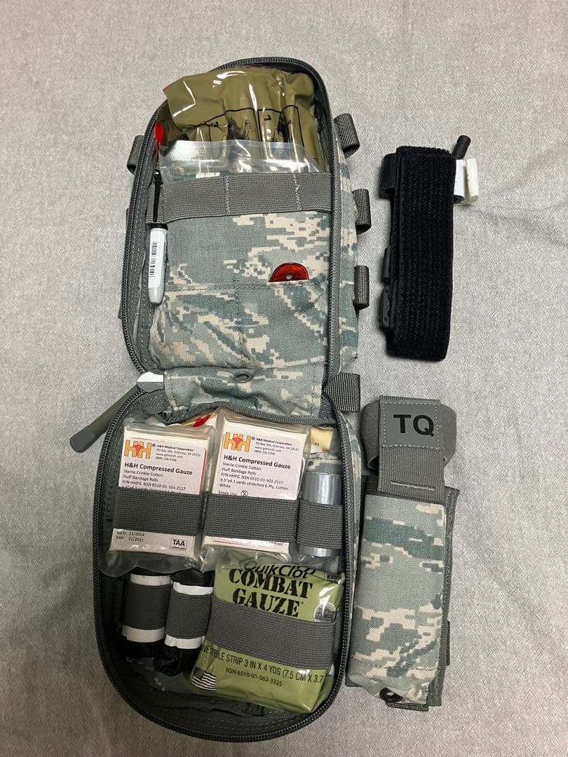 ミリタリースタイル　ARMY ファーストエイドキット　ターニケット