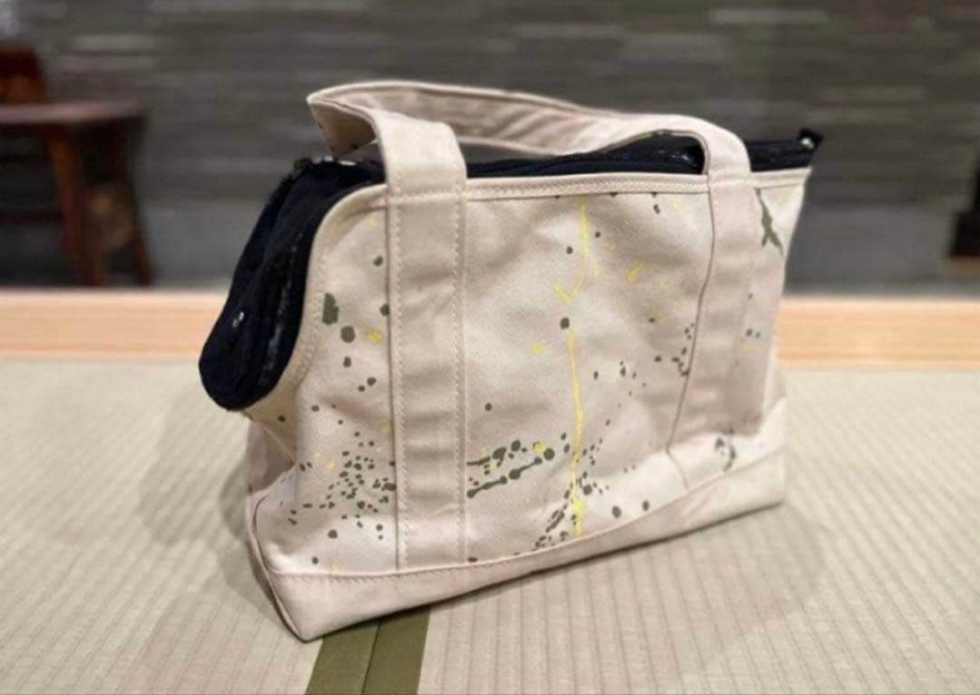 テンベア★犬猫★キャリーバッグ★ショルダー★飛び出し防止付き★TEMBEA★美品