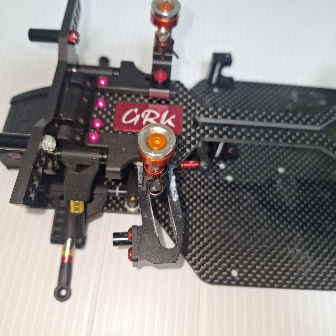 カーボンシャーシM、カーボンダンパーステイ前後。アッパーデッキBホルダー