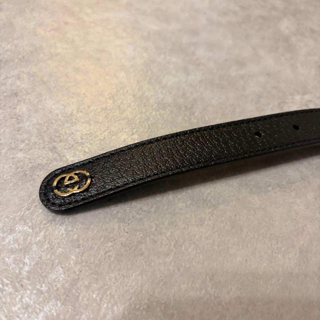 GUCCI ブラックレザー首輪