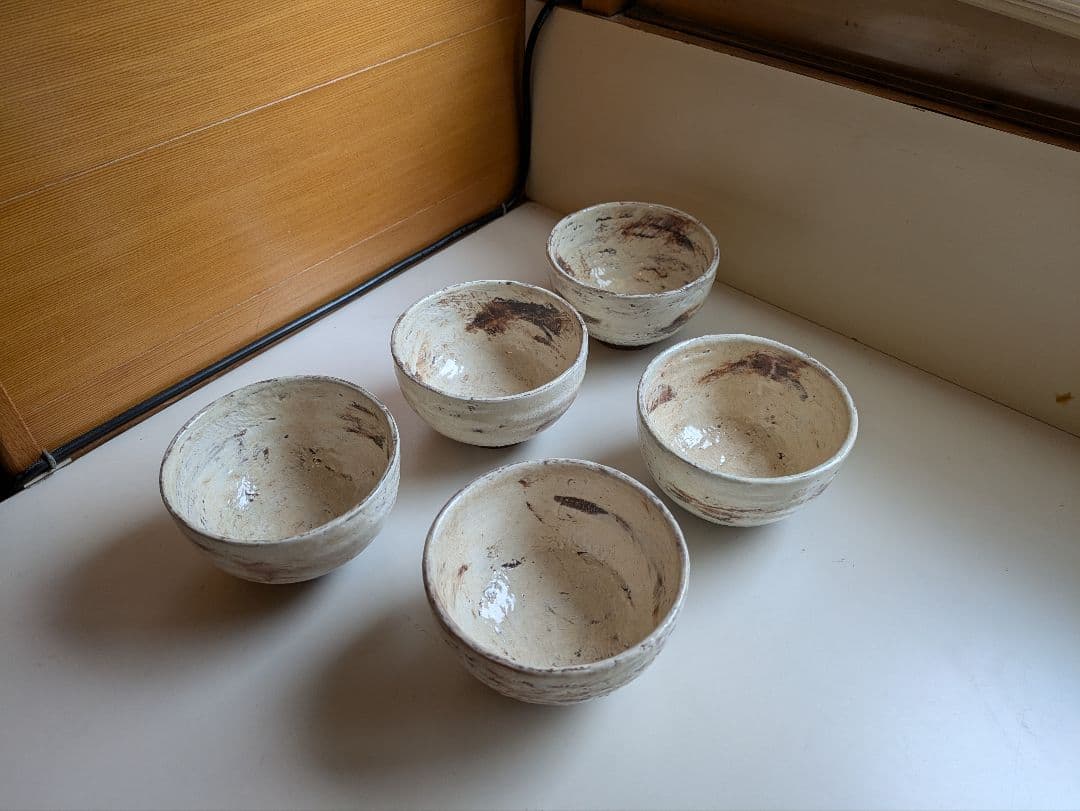 交渉中　恩塚正二　初期　粉引　茶碗　湯呑み　小鉢　5つ