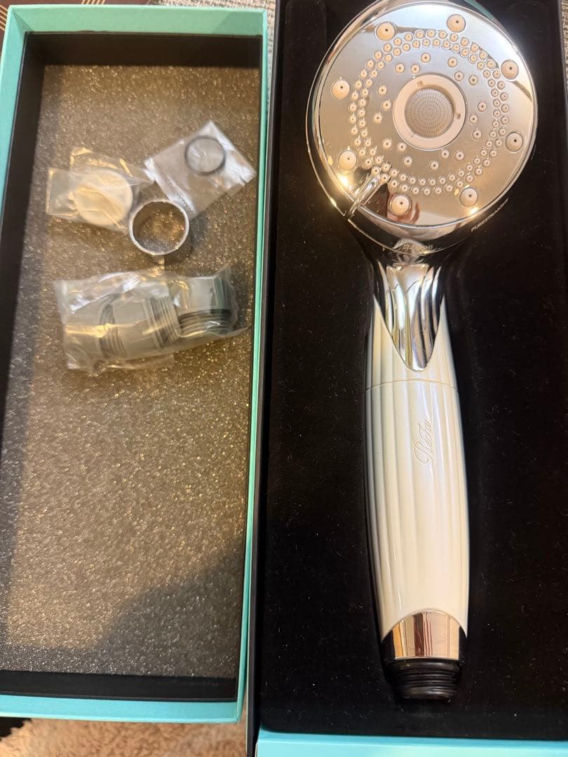 【美品・箱付き・付属品完備】ReFa ファインバブルS シャワーヘッド正規品