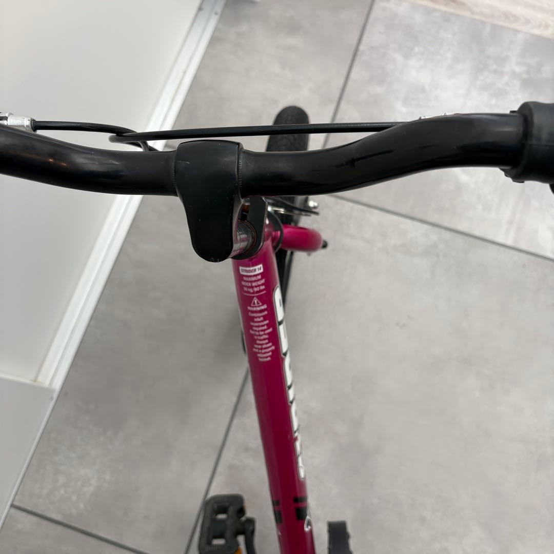 ストライダー 14X フューシャピンク キッズスポーツバイク　ペダル付属