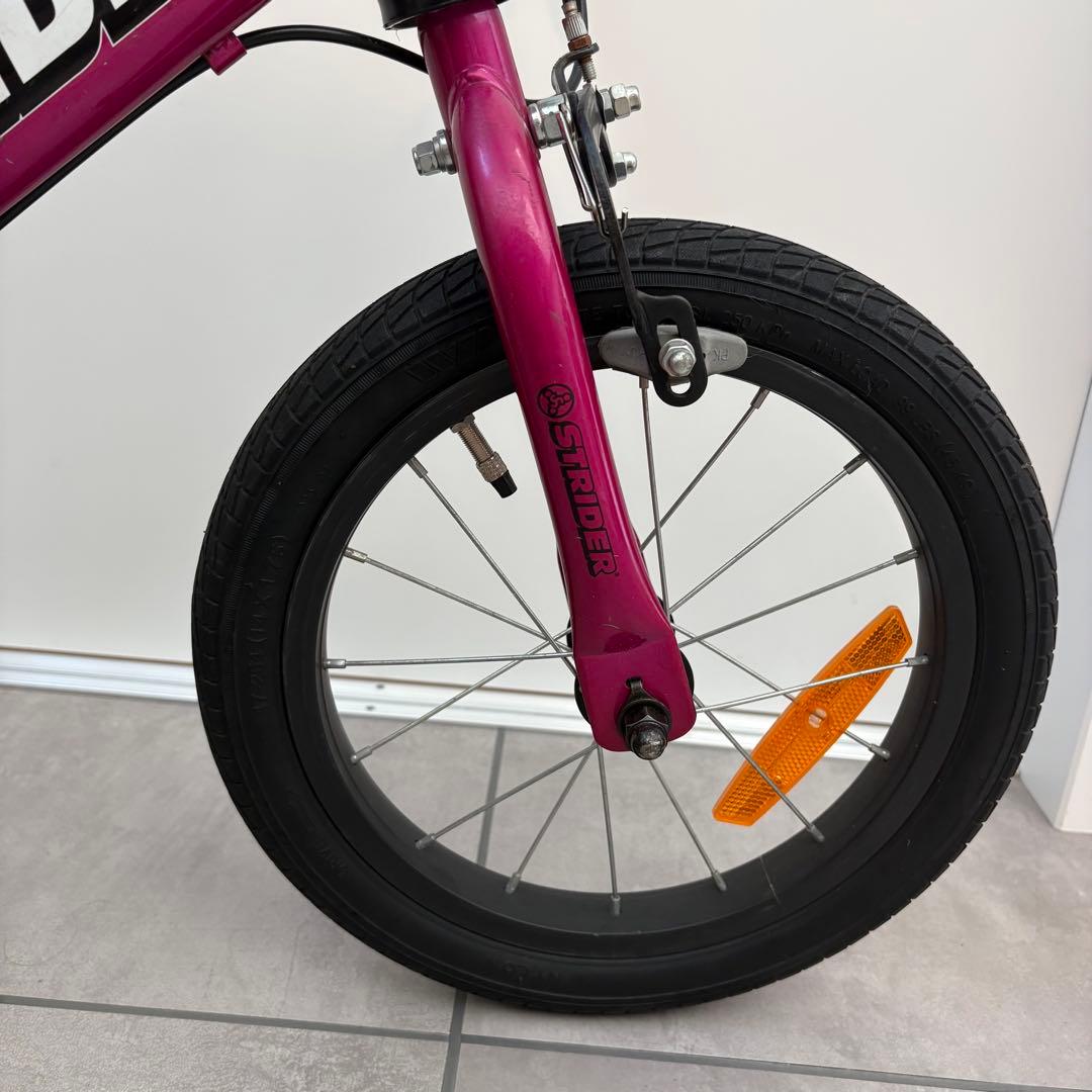 ストライダー 14X フューシャピンク キッズスポーツバイク　ペダル付属