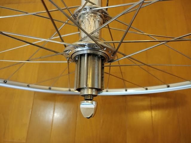 アンブロシオ×ホワイトインダストリーズ　手組ホイール　カンパフリー　11S