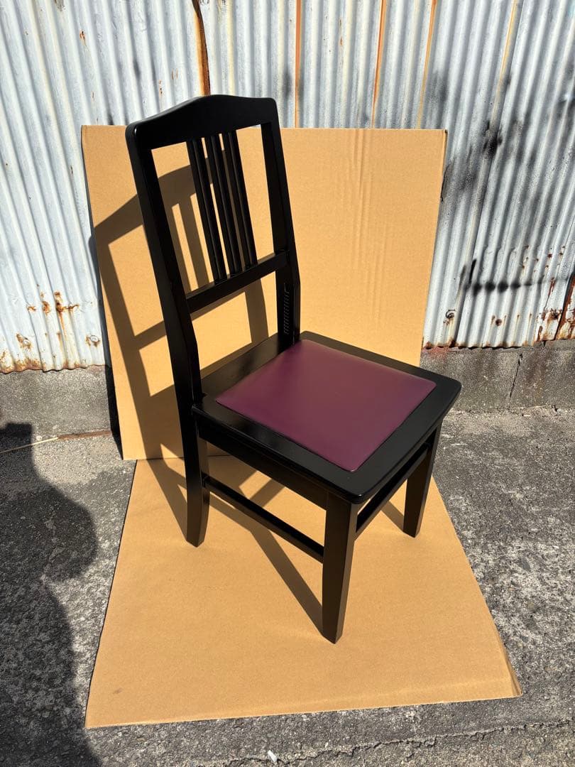 背もたれ付ピアノ椅子　足部フェルト付き　比較的きれい　ワインレッド座面