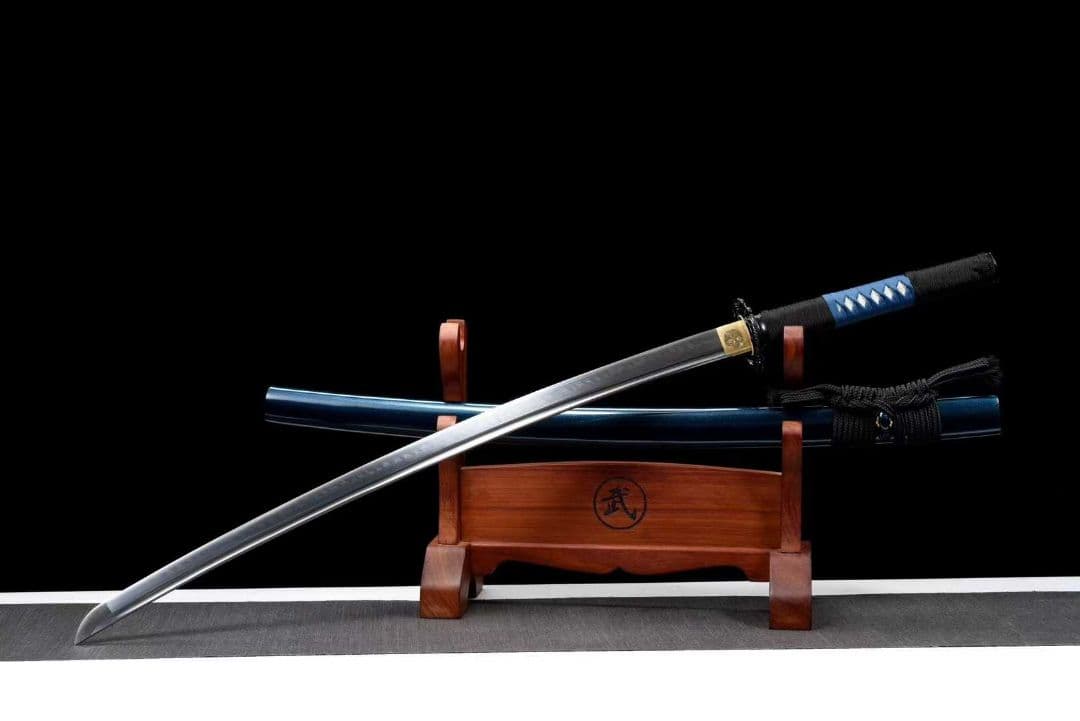 【鬼侍】古兵器 刀装具 日本刀　模造刀 居合刀 武士道 鑑賞用 美術刀 贈り物