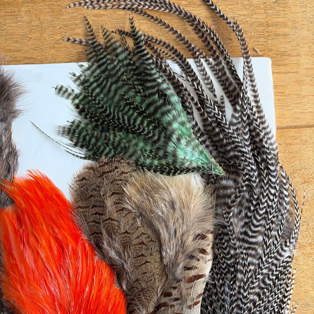 フライマテリアル　羽毛系