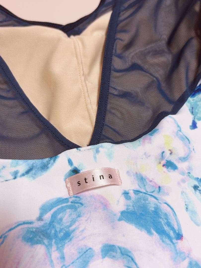 スティナ stina レオタード M