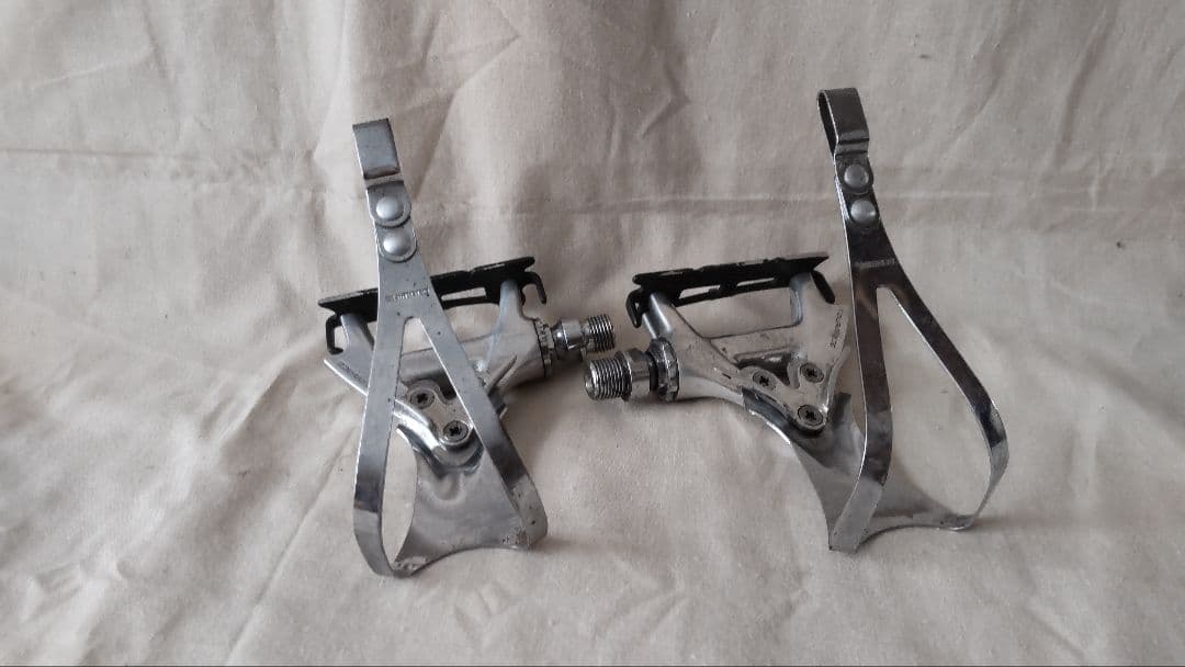 シマノ Dura-Ace　フラットペダル　PD-7400　トゥクリップ付