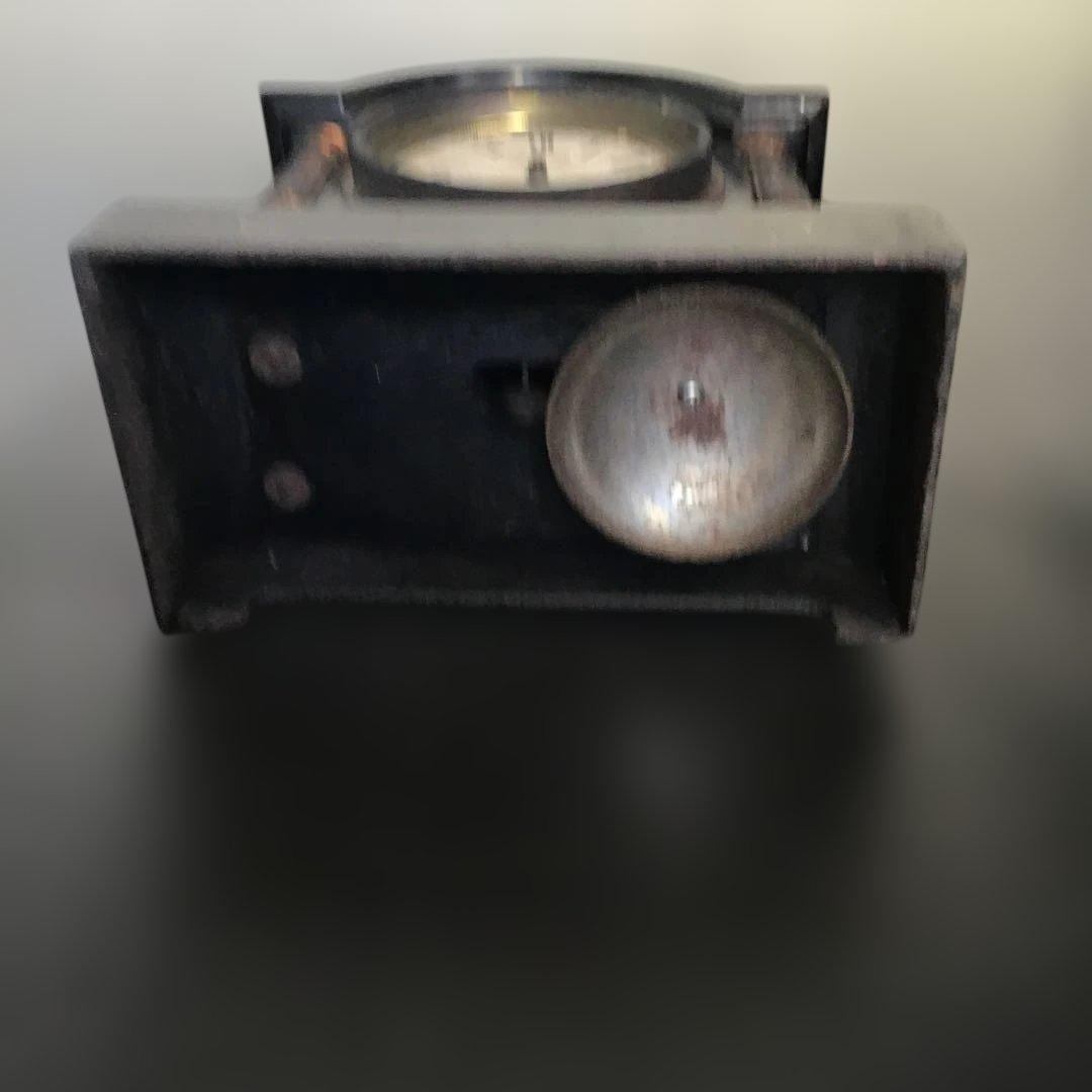 アーチ型ローマ数字置時計　骨董品　アンティーク　鉄製　古時計　置時計