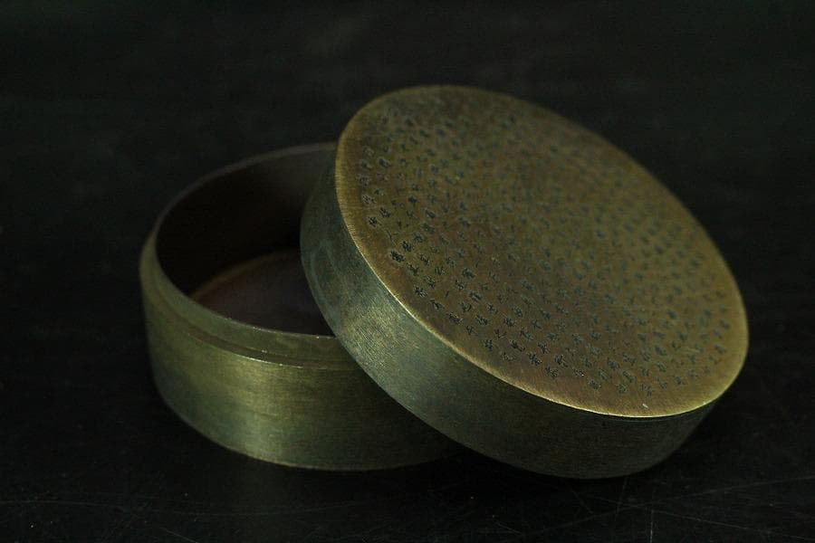 中国美術 文昌閣 在銘 刻文字 円形 蓋物(K-YC396)