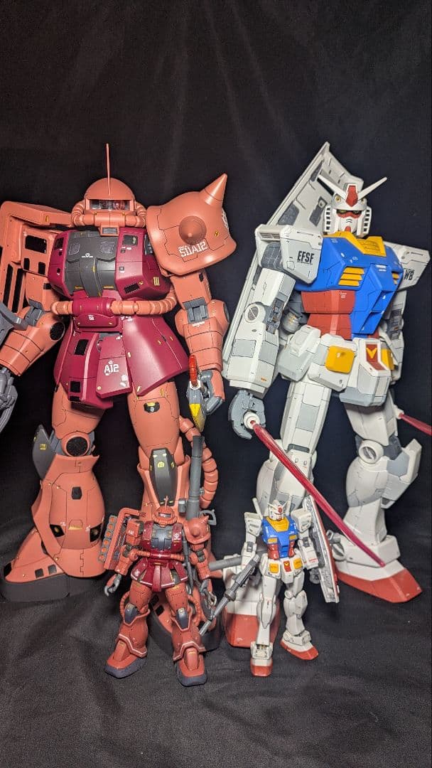 メガサイズ ガンダム ザク 塗装済 シャア専用 ガンプラ ザクⅡ rx-78-2