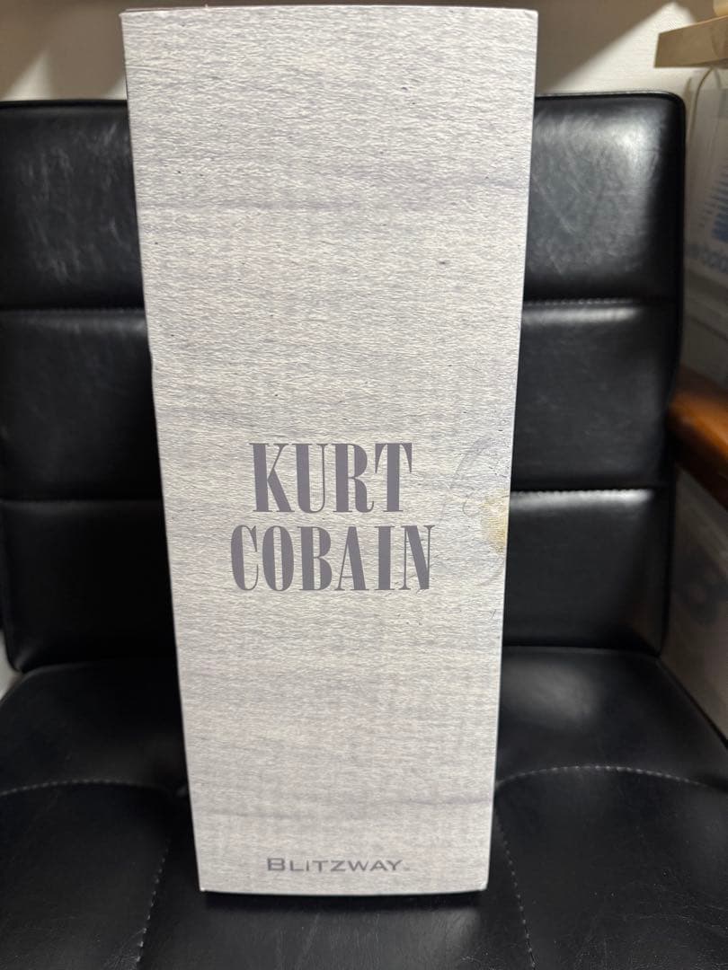 NIRVANA カートコバーン フィギュア　blitzway