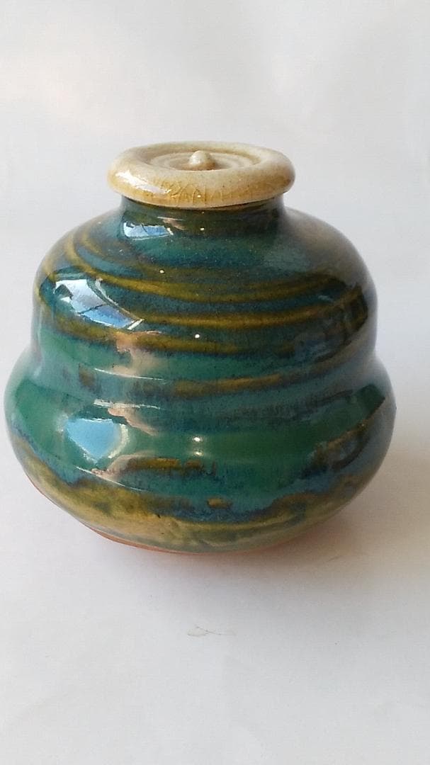 古瀬戸 緑釉 茶入 加藤作助 作 仕覆 笹蔓緞子 共箱 茶入 茶道具 美品 です