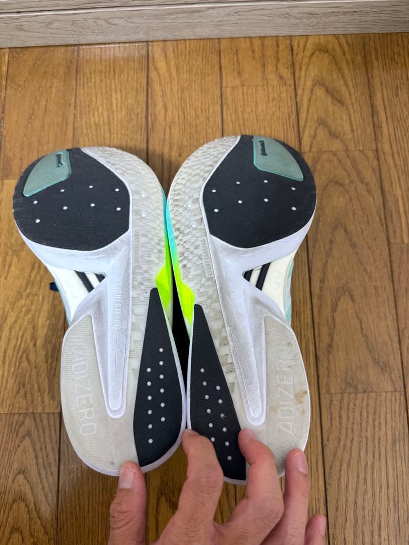 アディダス　ボストン13