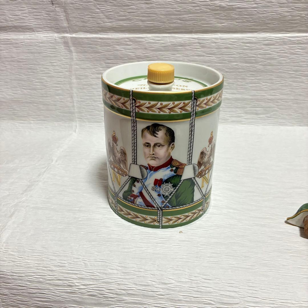 ここ3点　クリスマスプレゼントを運ぶソリ、ナポレオン皇帝像、肖像