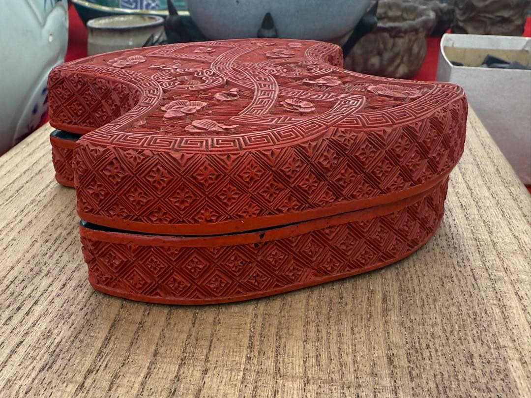 中国　堆朱　菱型香合　型方勝　木製　送料込み250313