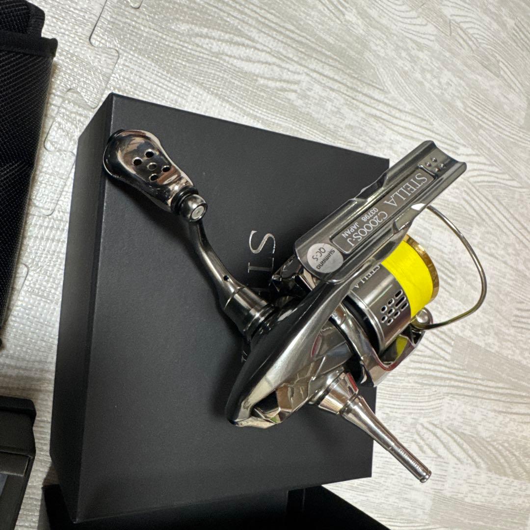 STELLA スピニングリール 18ステラ c2000s 美品