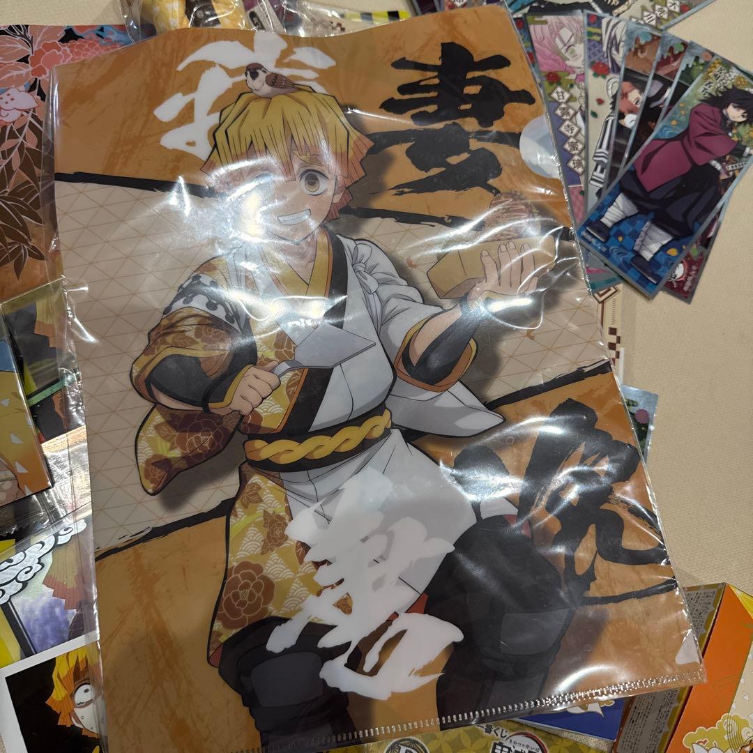 鬼滅の刃 まとめ売り グッズ 宇髄天元 竈門禰豆子 炭治郎 猗窩座 善逸 伊之助