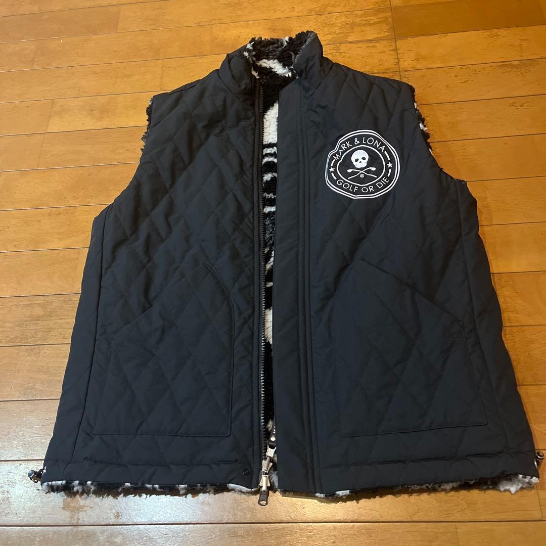 【美品】マークアンドロナ　マッシブ　リバーシブル　ボア　キルティング　ベスト