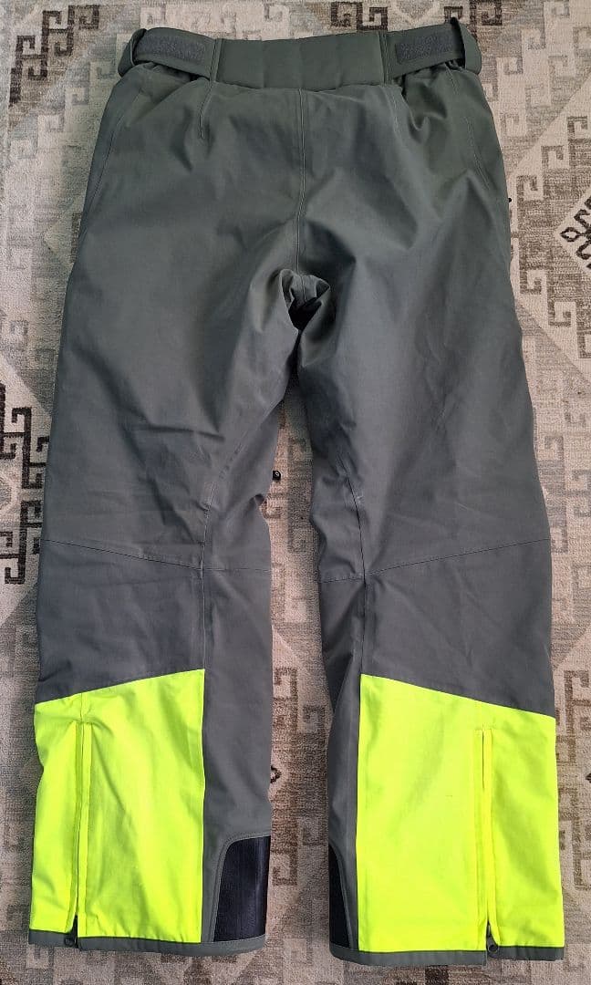 【上下Lサイズ】23/24モデル オンヨネ スキーウェア メンズ DEMOウェア