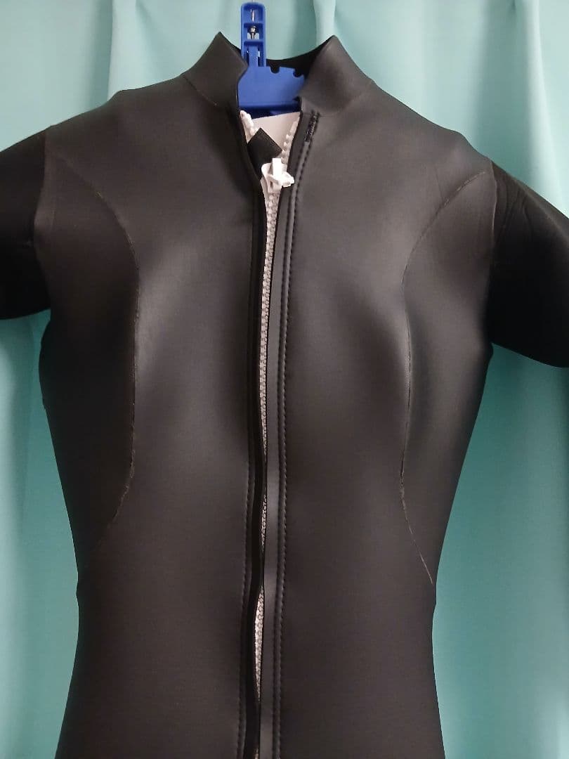 Axxeアックスブラック タッパー ウェットスーツ