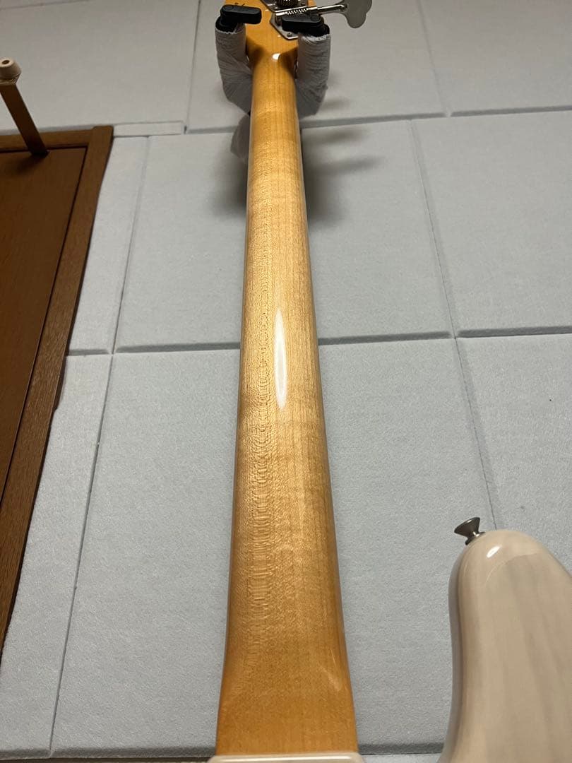 ベース FenderCustomShop 1961 JAZZ BASS NOS WBL