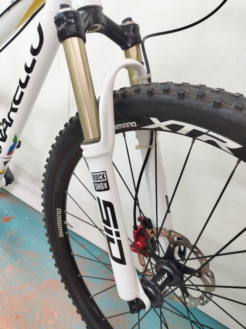 MTB. ルイガノ.Sサイズ.26インチ(2024.ピナレロ.ドグマ風仕様)