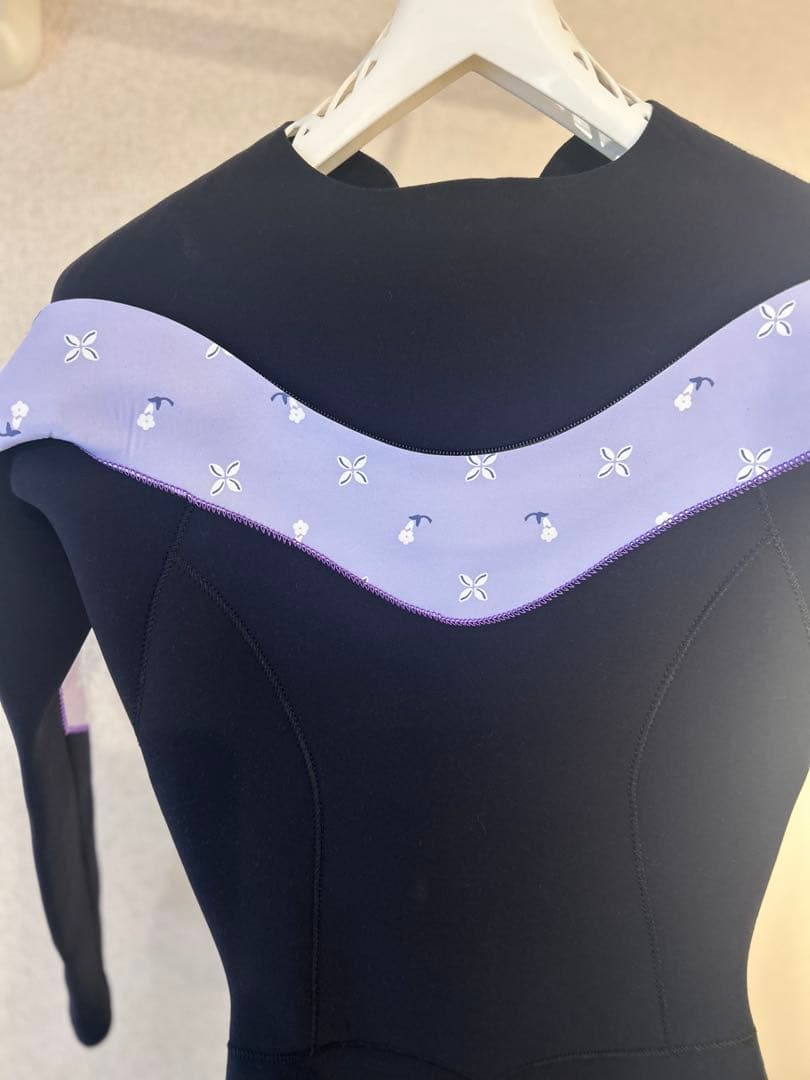 【新品・未使用】SAVER X 3mmウェットスーツ/レディース