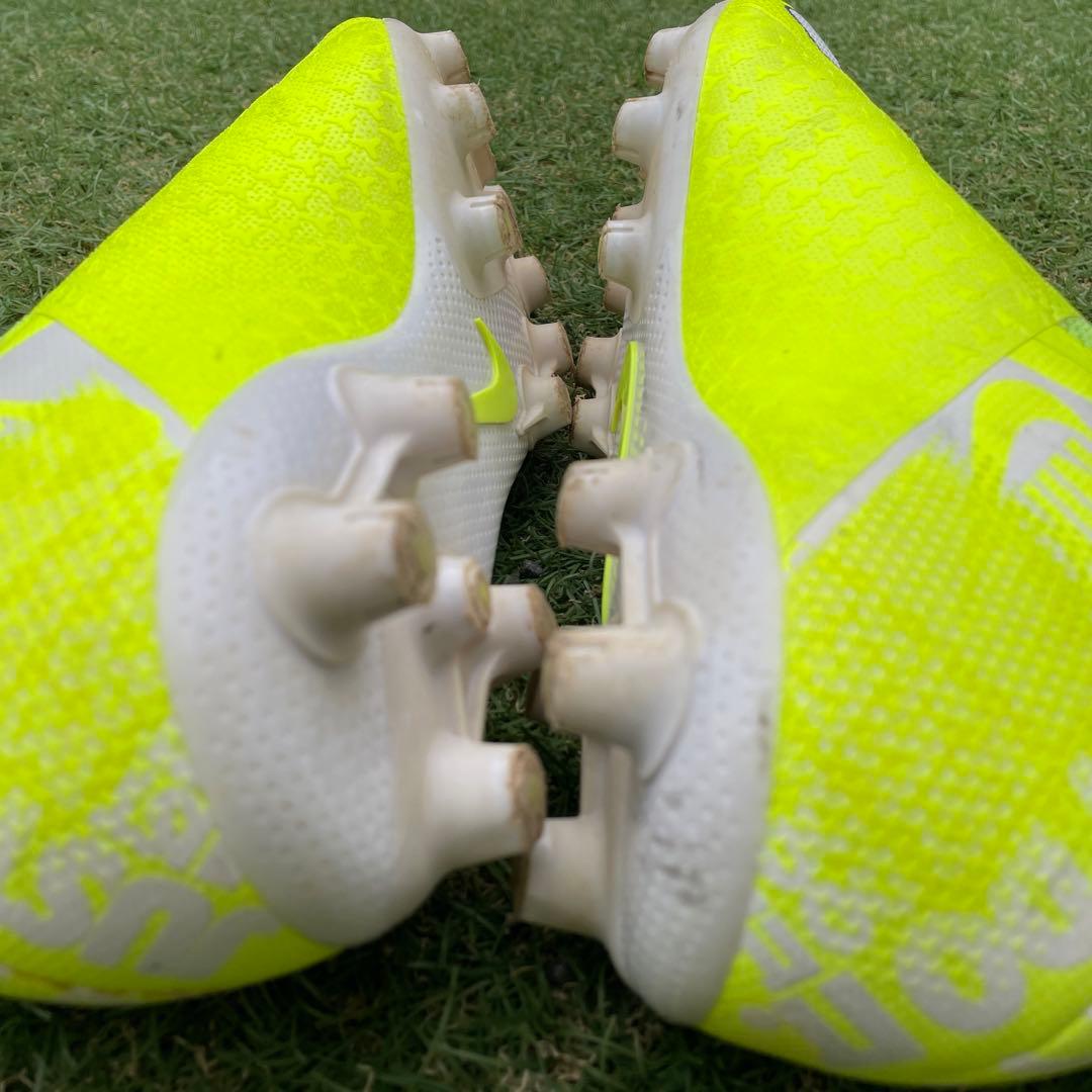 NIKEファントムphantomサッカースパイク28cm