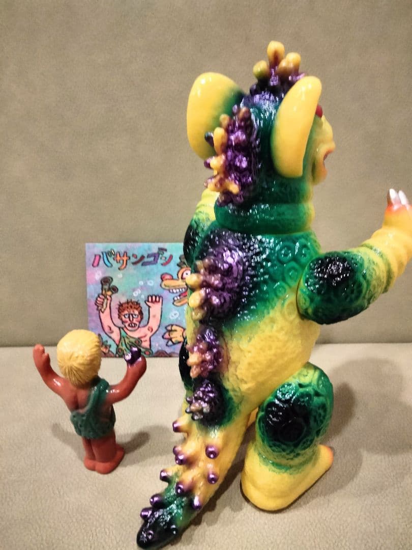 ソフビ　chubbytoys バサンゴン　黄色　izumonster 安楽安作