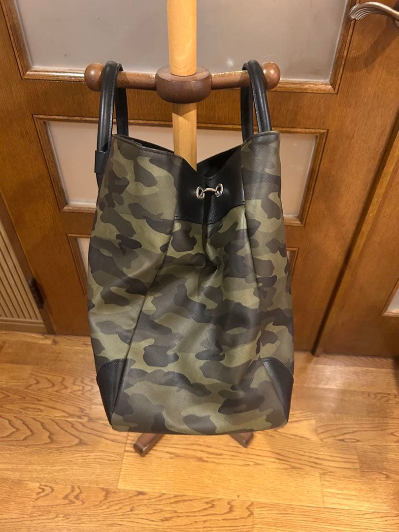 バーニーズニューヨークゴルフ　ボストンバッグ　ジュースケース