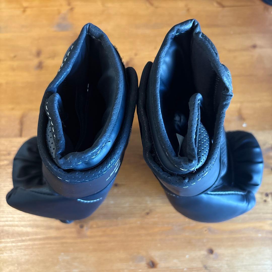 【新品】Venum Impact Evo 8oz ブラック