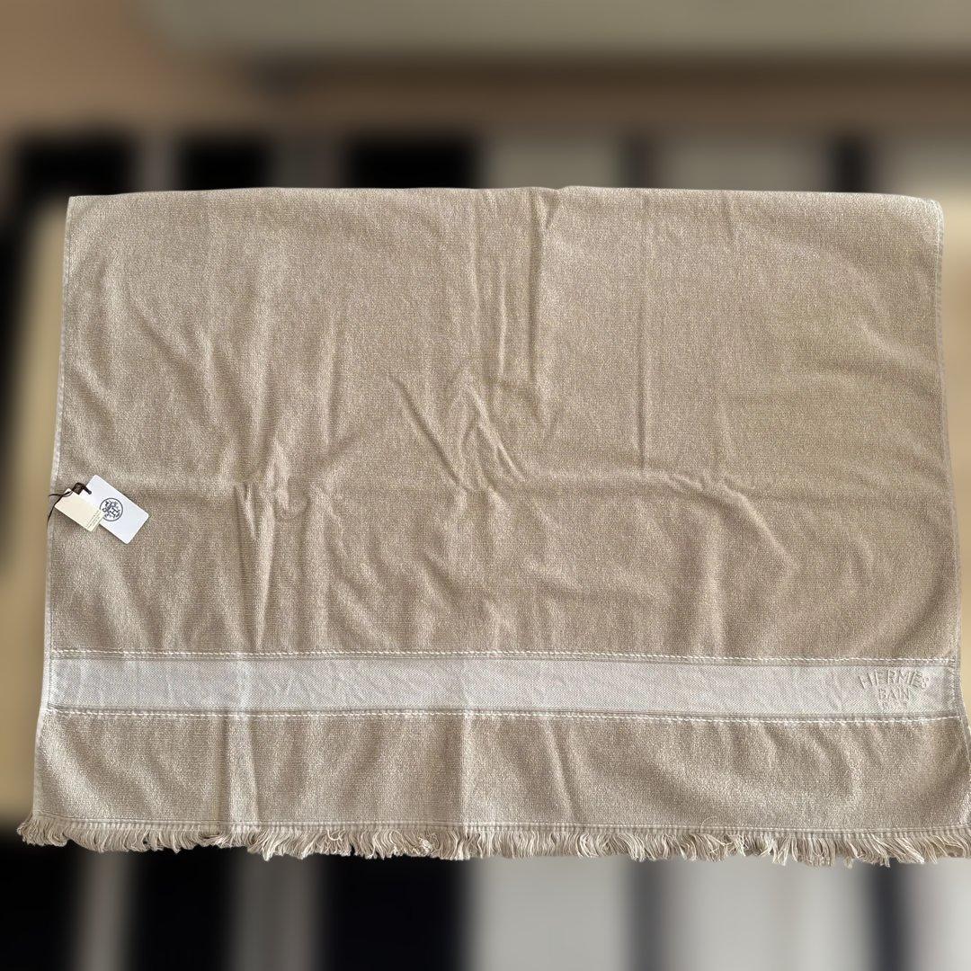 HERMESエルメス　ビーチタオル