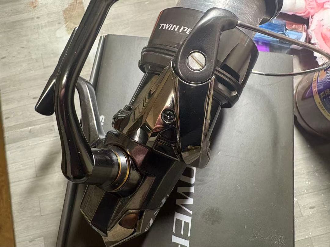 24SHIMANO TWIN POWER スピニングリール