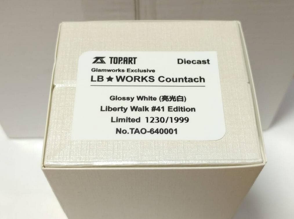 トップアート 1/64 ランボルギーニ カウンタック LBWK ホワイト