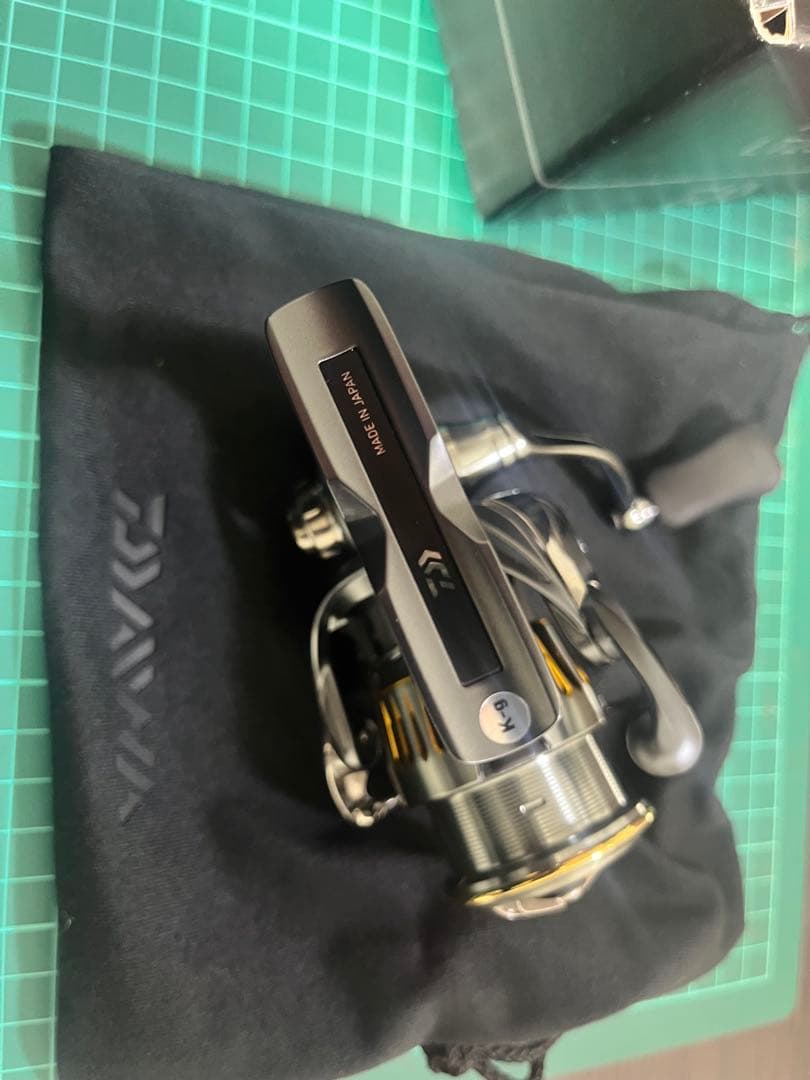 23エアリティLT 2500S スピニングリール　新品未使用☆早い者勝ち☆処分品