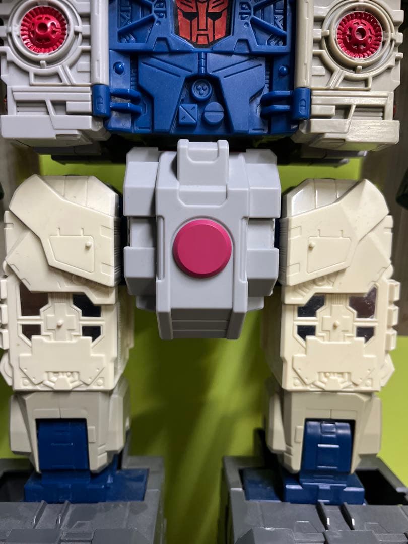 トランスフォーマーレジェンズ　フォートレスマキシマス&アップグレードパーツ付き