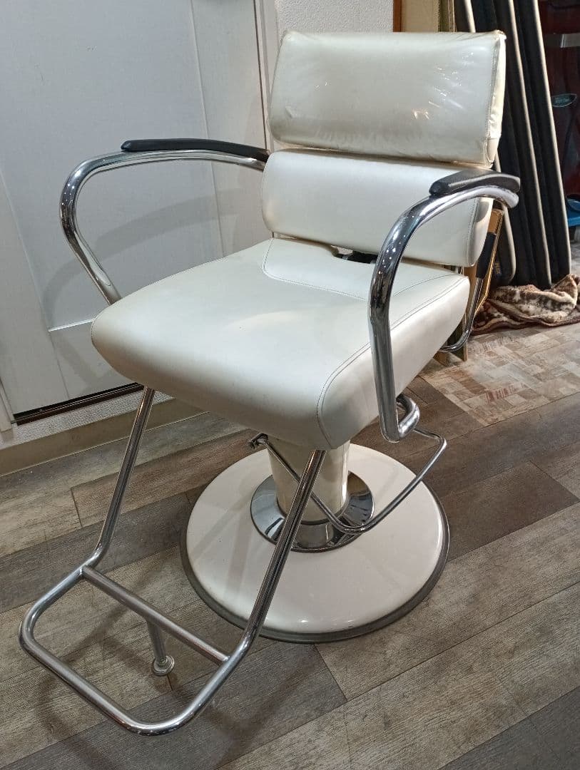 タカラベルモントオアシスチェア②