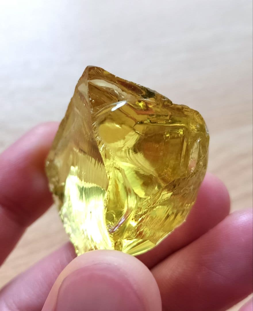 アンダラクリスタル シエラネバダ産 イエロー 36g 原石