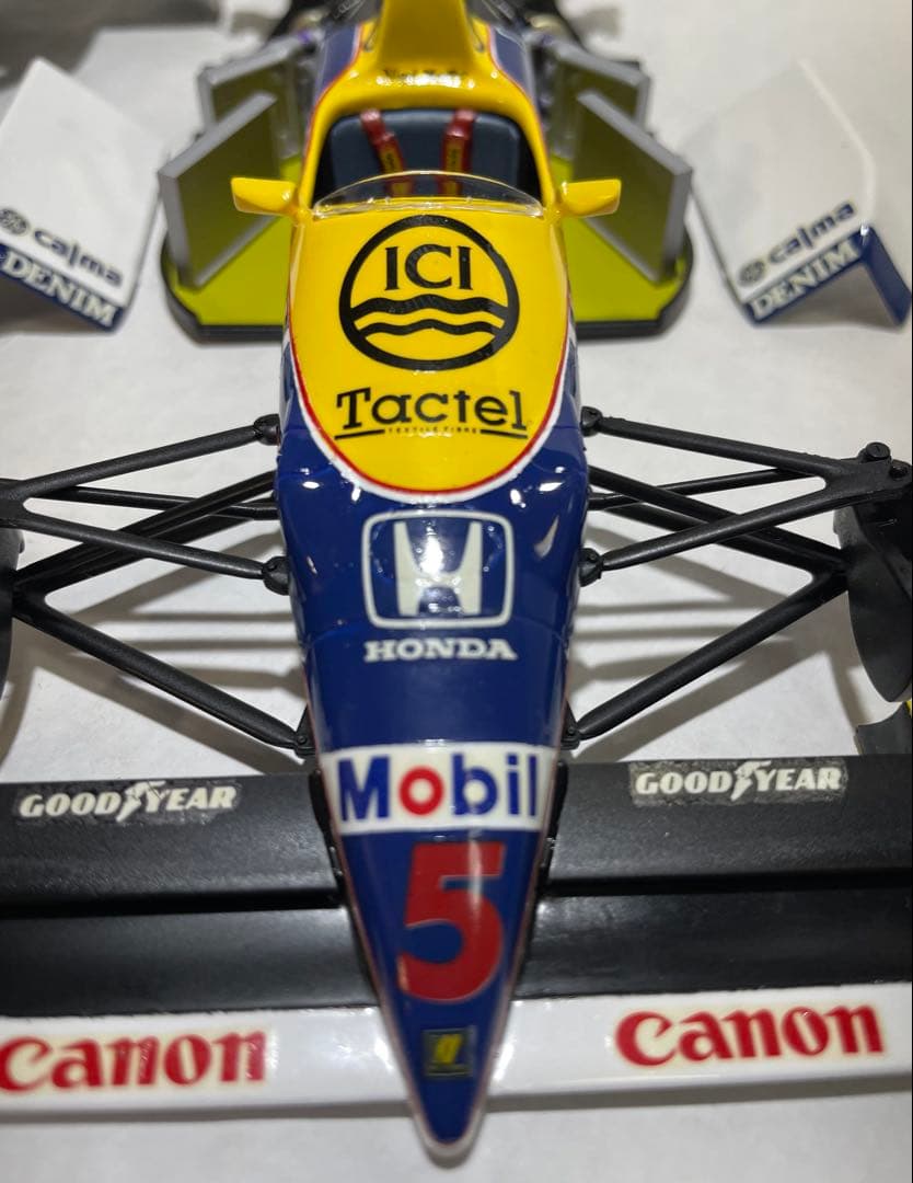 1/20 ウィリアムズFW11 F-1 ’86チャンピオンマシン [完成品]