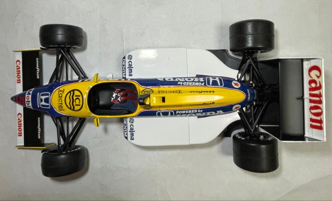 1/20 ウィリアムズFW11 F-1 ’86チャンピオンマシン [完成品]