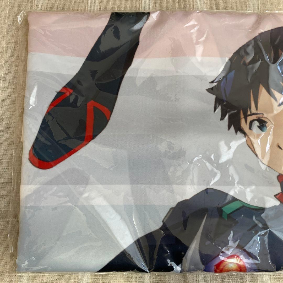 匿名配送 エヴァンゲリオンストア限定 大判マルチクロス ラジオ 缶バッジ 3点