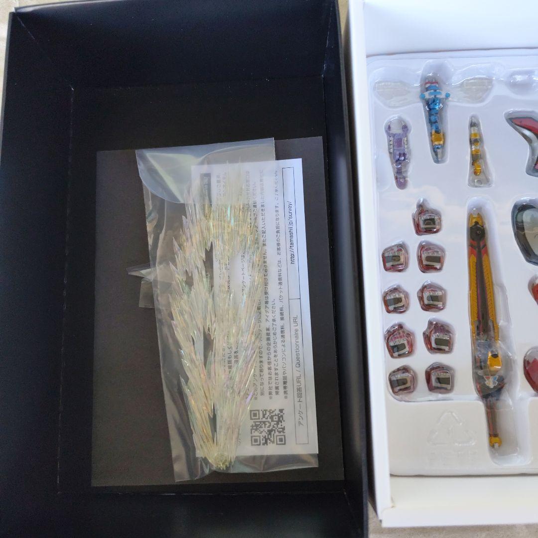 BANDAI 仮面ライダー フィギュアーツ　真骨彫　ハイパーカブト