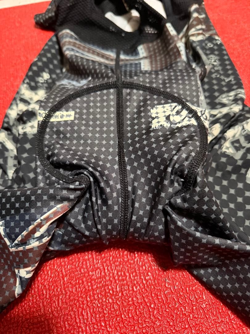 パンダーニ　サイクルジャージ