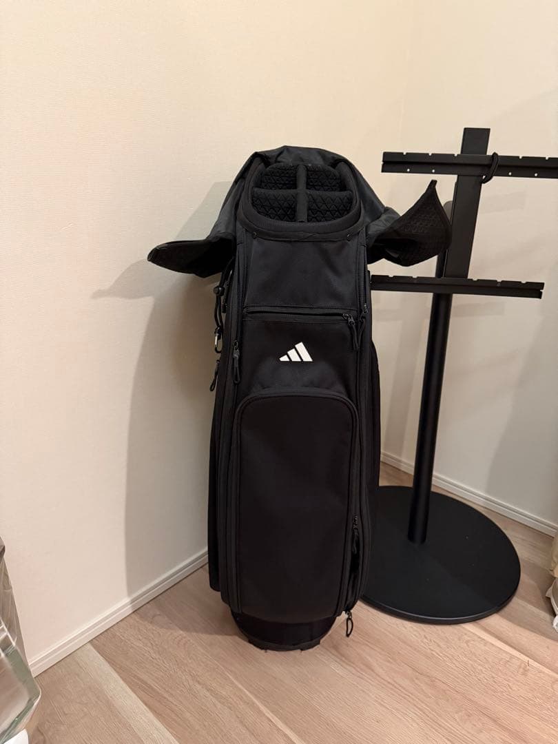 adidas フード付きキャディバッグ ブラック