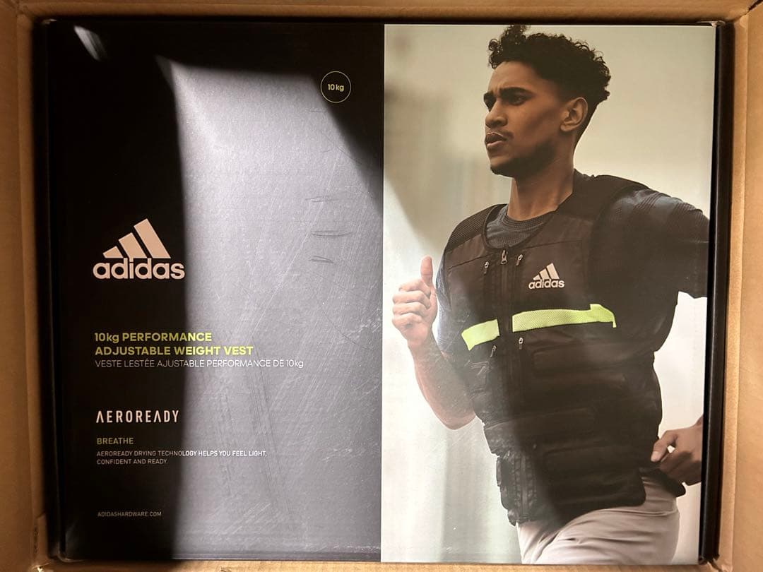 adidas トレーニングベスト ADMT12637 黒/緑