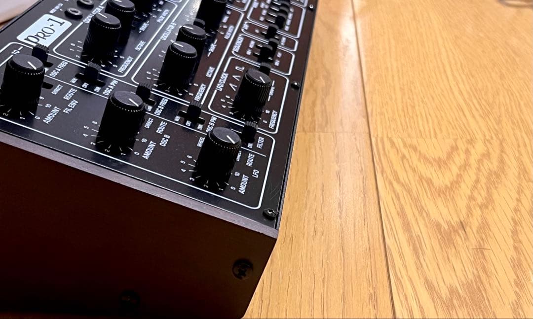 【美品】BEHRINGER PRO-1 アナログシンセサイザー