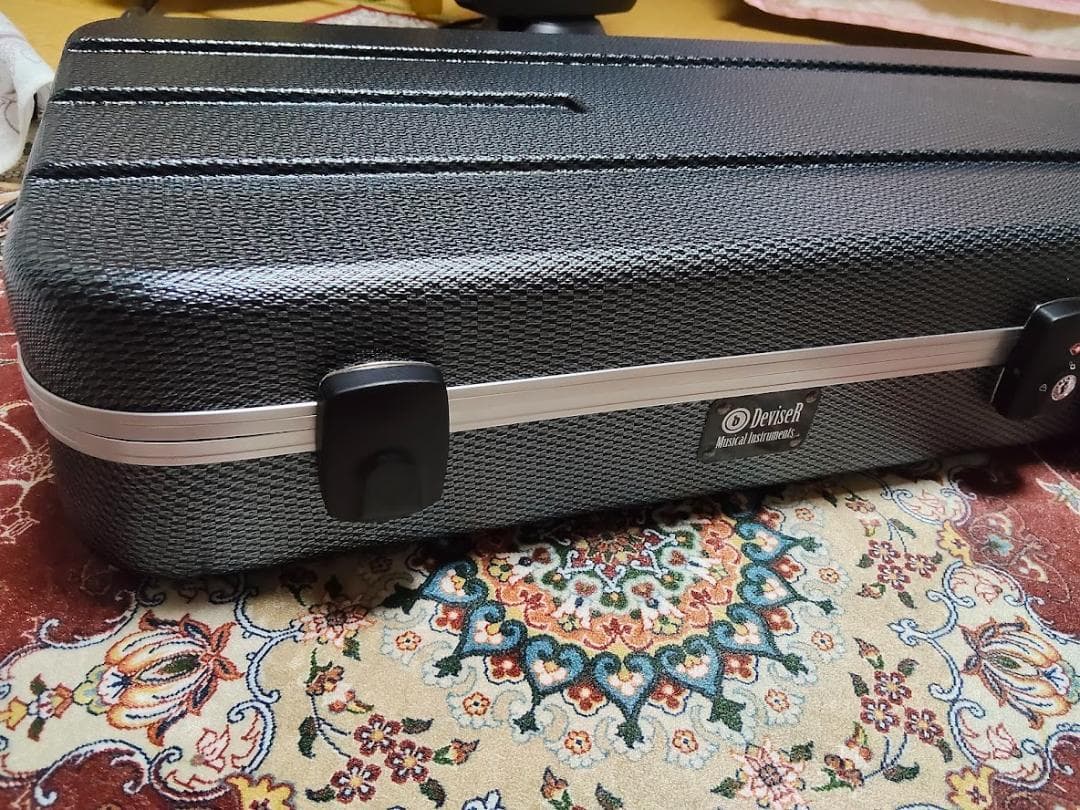 Deviser ROSETTEE KORINA 限定品